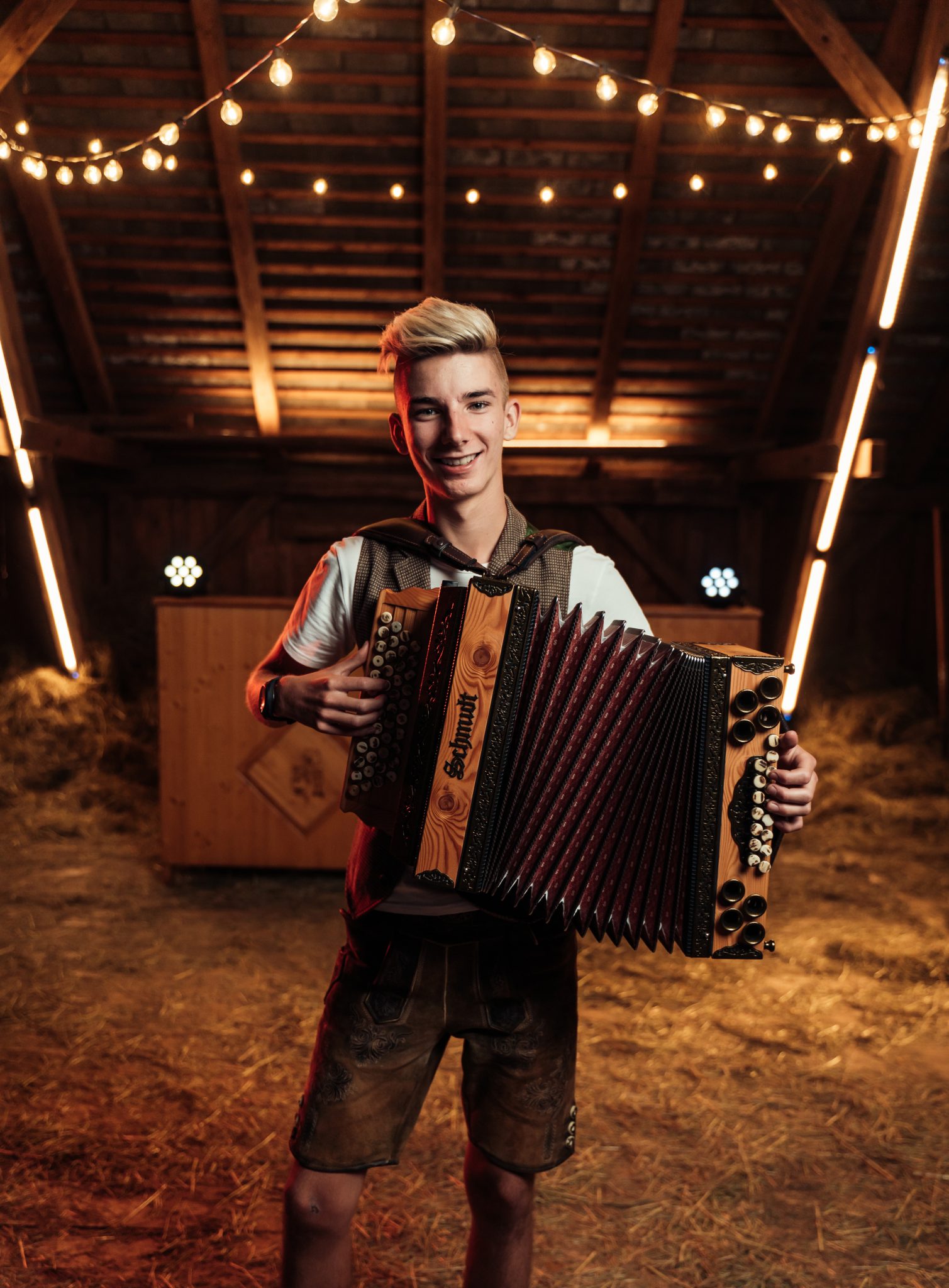 Felix Muhr, Portrait, Lächeln, steirische Harmonika